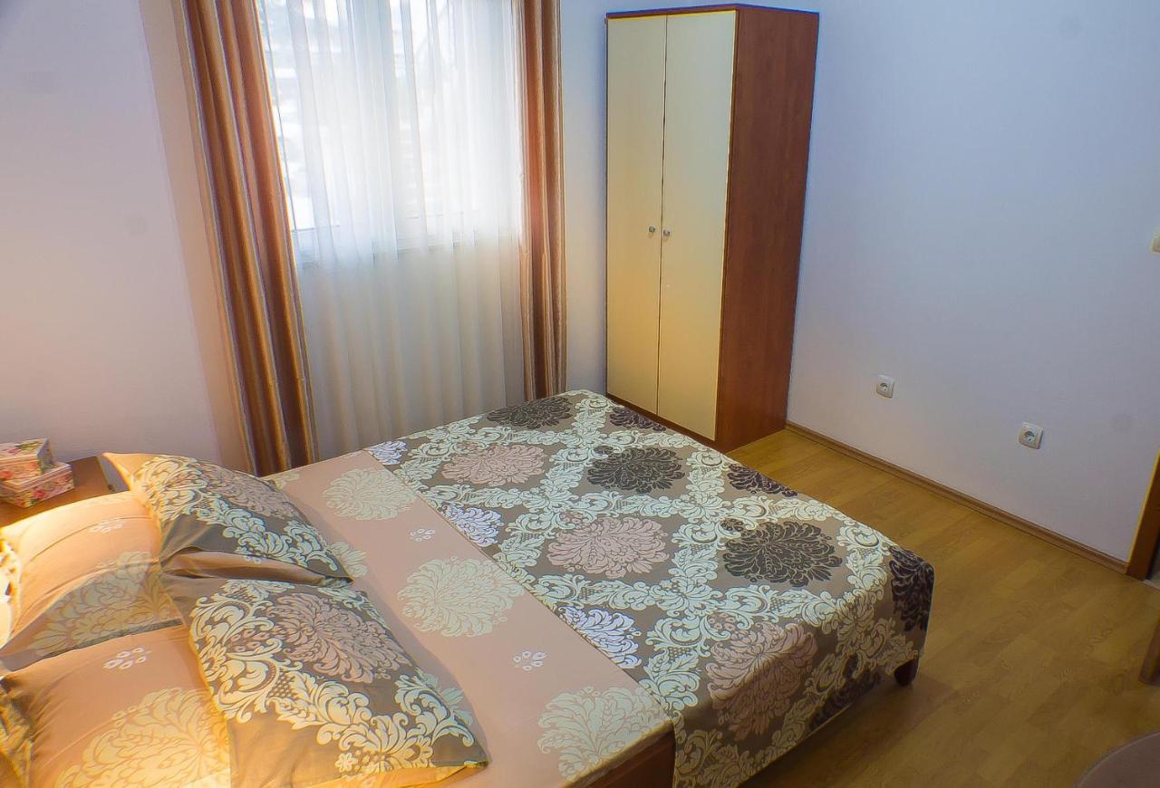 Dmm Apartments Tivat Exteriör bild